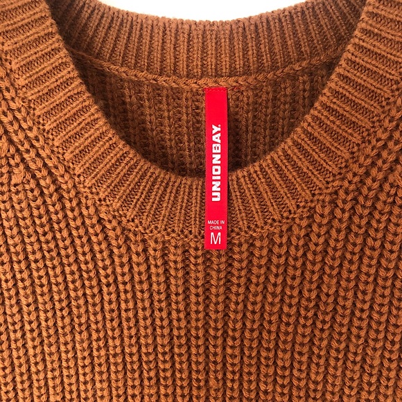 Women’s Medium Sweater Shell - Picture 3 of 3